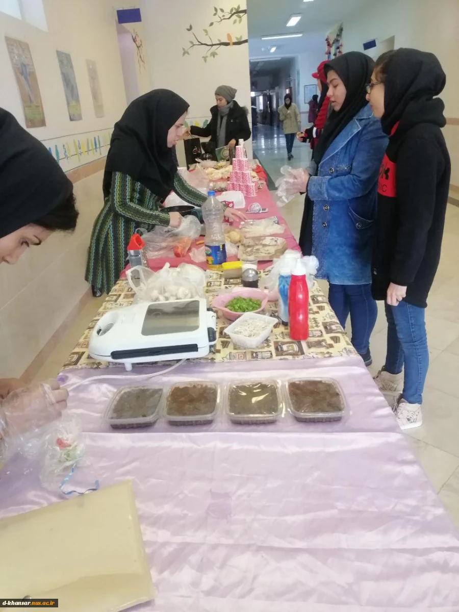 برپایی بازارچه کارآفرینی به مناسبت هفته پژوهش 3