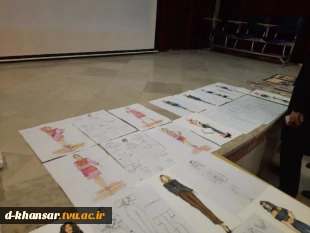 برگزاری جلسه دفاعیه ی دانشجویان کارشناسی طراحی پوشاک با حضور اساتید ودانشجویان8 خرداد ماه 5