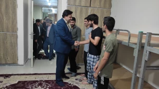 در سفر استانی به قم صورت گرفت؛
ملاقات عمومی رئیس و اعضای هیئت رئیسه دانشگاه با دانشگاهیان دانشگاه فنی و حرفه‌ای استان قم 6