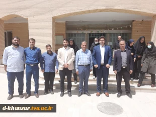 نشست صمیمی دکتر خسرویان با اساتید، کارکنان و دانشجویان آموزشکده فنی و حرفه‌ای خوانسار 3