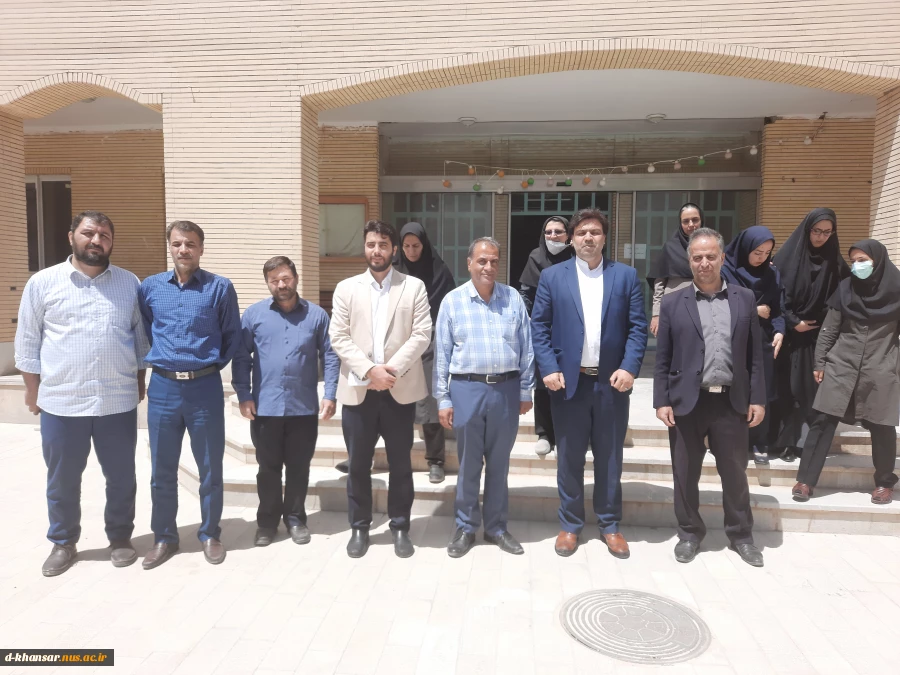 نشست صمیمی دکتر خسرویان با اساتید، کارکنان و دانشجویان آموزشکده فنی و حرفه‌ای خوانسار 3