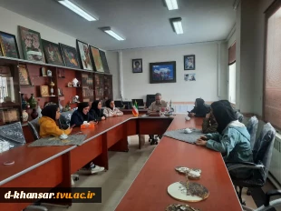 برگزاری  جلسه هماهنگی ریاست آموزشکده با دانشجویانی که به عنوان عوامل اجرایی در انتخابات مشارکت دارند. 2