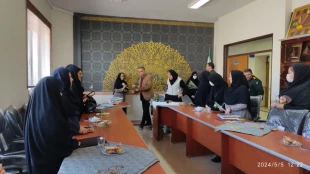 تقدیر از اساتید با حضور فرمانده ی محترم سپاه   3