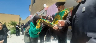 کاروان حامل پرچم متبرک حرم امام رضا (ع) در آموزشکده ملی مهارت دختران خوانسار
دهه کرامت 2